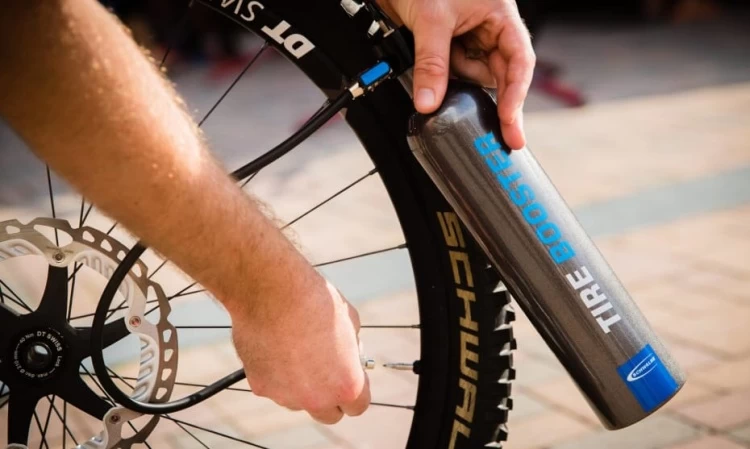 Schwalbe Tire Booster - Image 4
