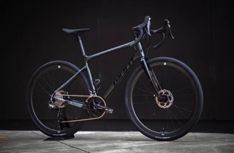 Dyedbro Stay Free White + Blackground Matt - Image 4